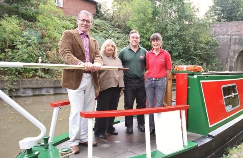Mark Pawsey MP - visits Rose Narrowboats in Stretton under Fosse