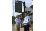 Mark Pawsey MP with Daniel Lengden, landlord of the Bulls Head in Brinklow (photo taken prior to social distancing restrictions)