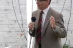 Mark Pawsey speaks at Pailton Village Fete