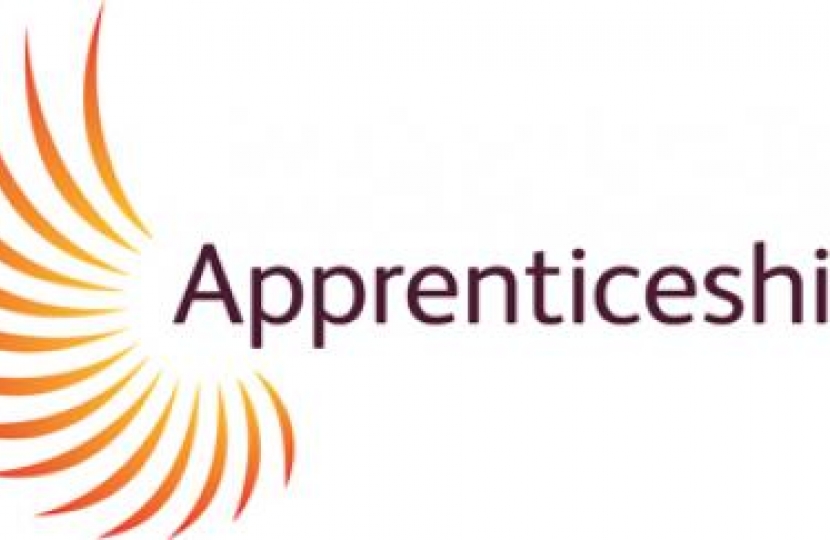 Rugby MP Mark Pawsey welcomes increase in Apprentices