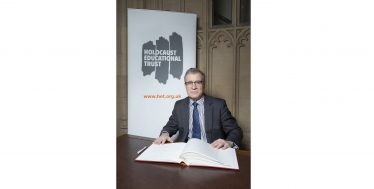 Mark Pawsey MP signs the Holocaust Educational Trust Book of Commitment