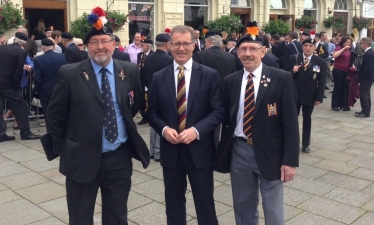 Mark Pawsey MP with ex-servicemen