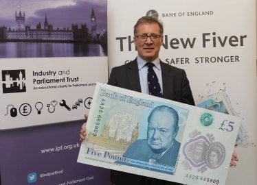 Mark Pawsey with new bank note